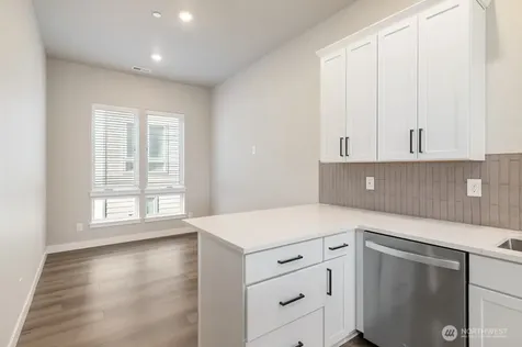 12810 66th Avenue S Seattle WA 98178