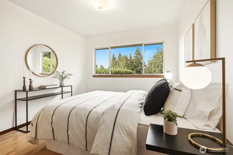 9119 Cyrus Avenue NW Seattle WA 98117