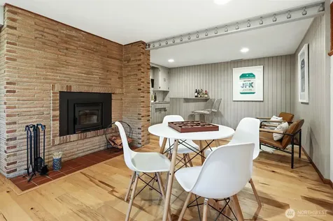 9119 Cyrus Avenue NW Seattle WA 98117