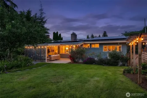 9119 Cyrus Avenue NW Seattle WA 98117