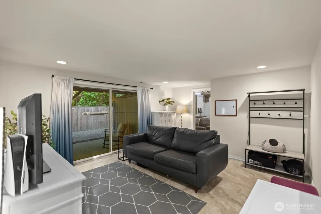 4033 120th Place SE Everett WA 98208