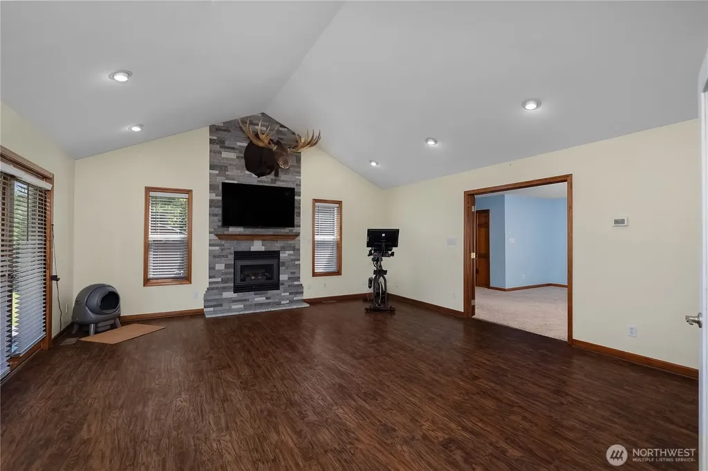 7038 183rd Avenue SW Rochester WA 98579
