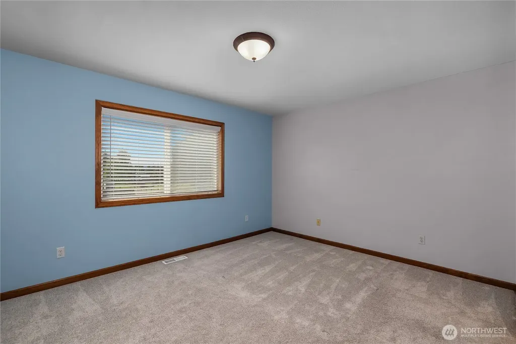 7038 183rd Avenue SW Rochester WA 98579