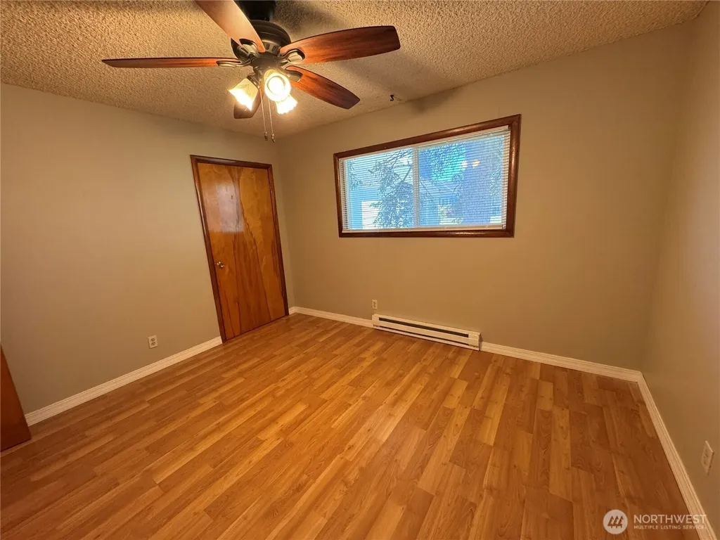 1503 N 2nd Avenue Kelso WA 98626