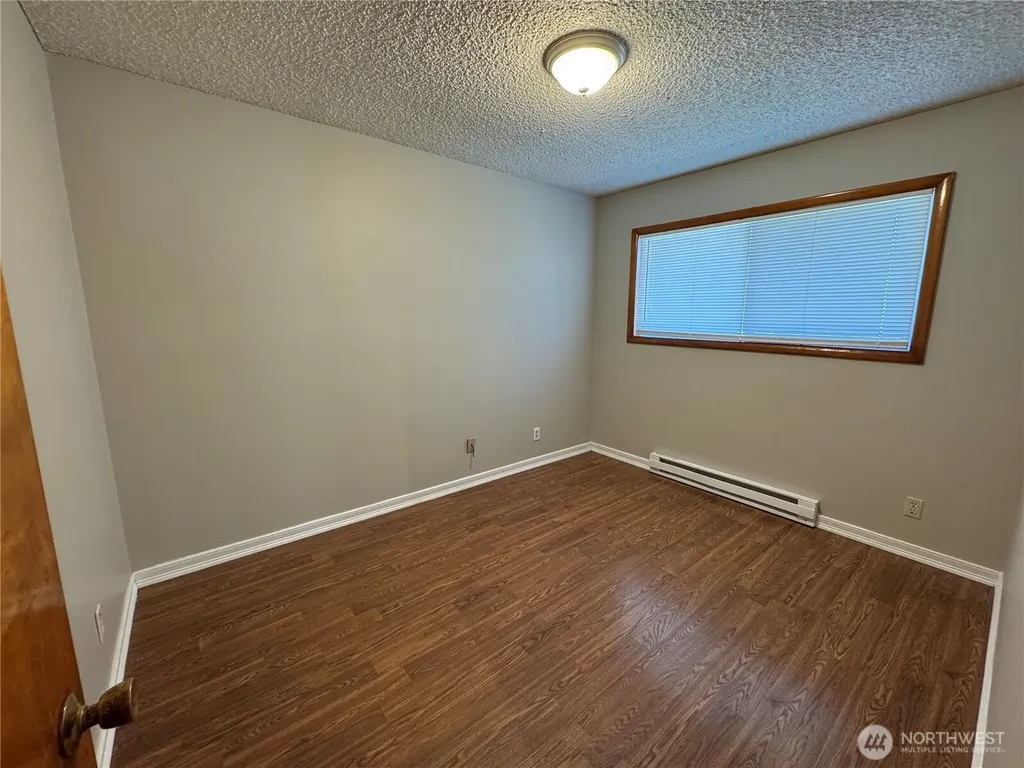 1503 N 2nd Avenue Kelso WA 98626