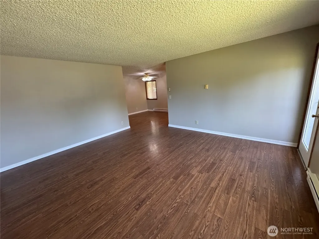 1503 N 2nd Avenue Kelso WA 98626