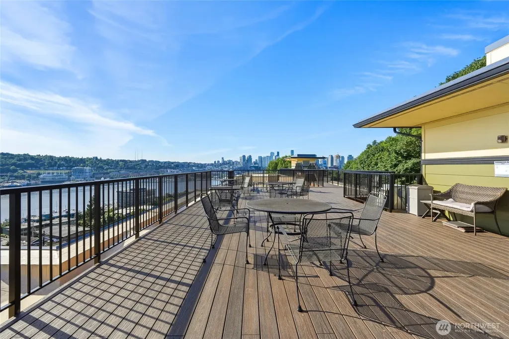 655 Crockett Street Seattle WA 98109