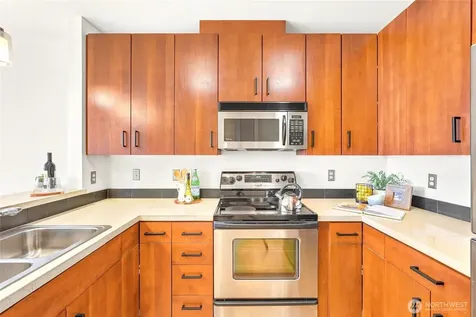 655 Crockett Street Seattle WA 98109