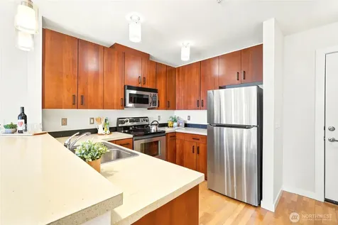 655 Crockett Street Seattle WA 98109