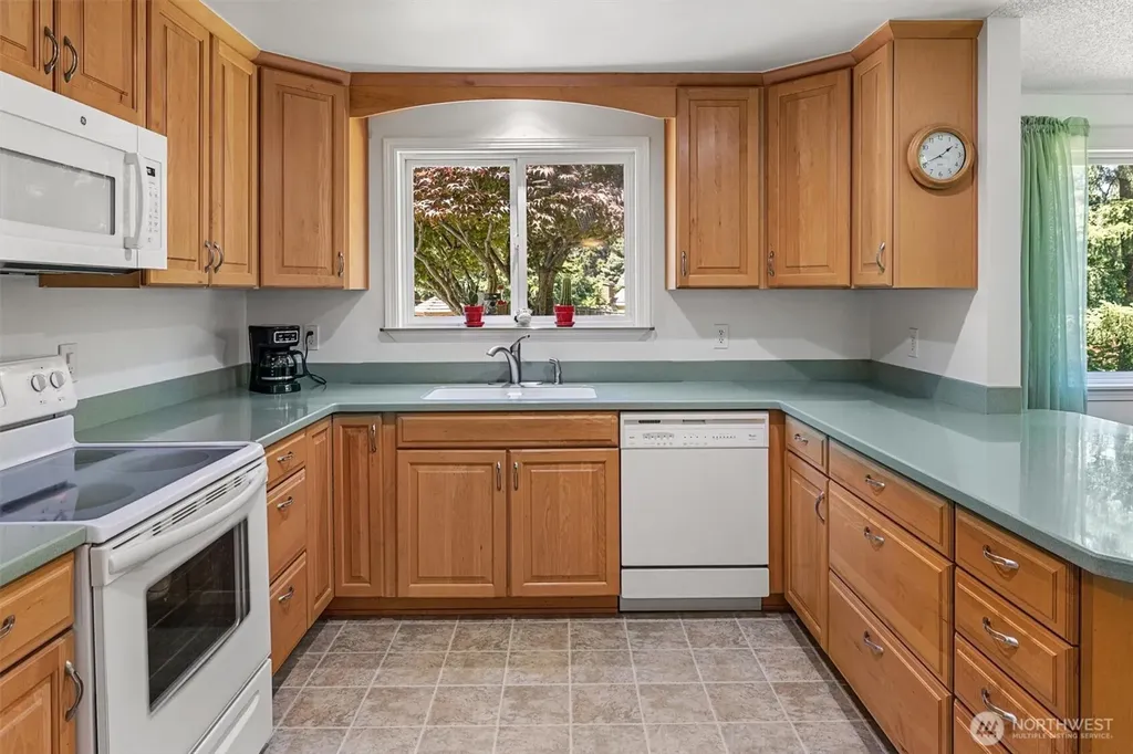 13224 SE 292nd Street Auburn WA 98092
