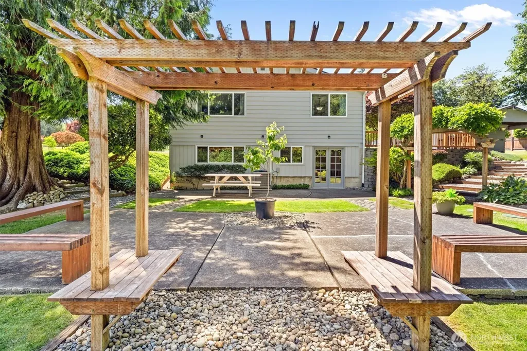 13224 SE 292nd Street Auburn WA 98092