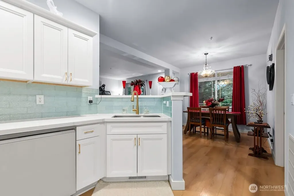 8943 Gravelly Lake Drive SW Lakewood WA 98499
