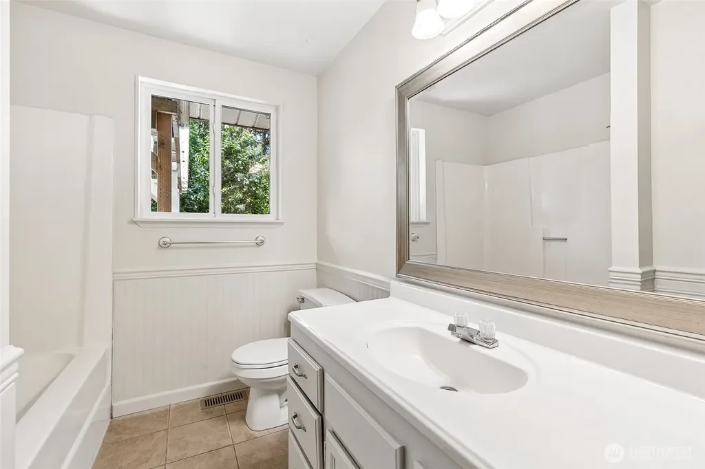 439 Ram Court SE Lacey WA 98503