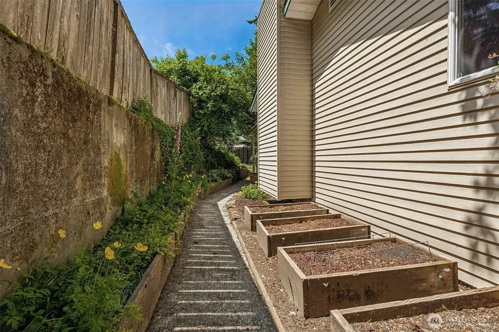 439 Ram Court SE Lacey WA 98503