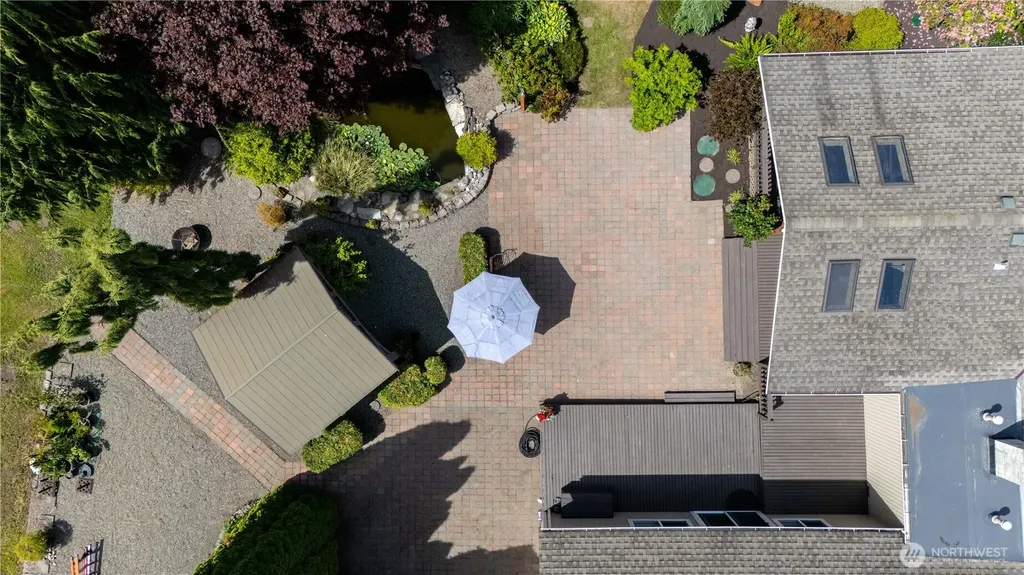 1918 S Lake Stickney Drive Lynnwood WA 98087
