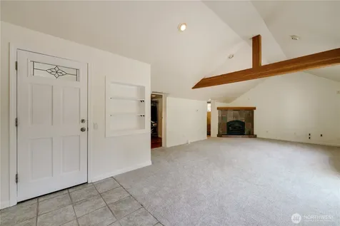1918 S Lake Stickney Drive Lynnwood WA 98087