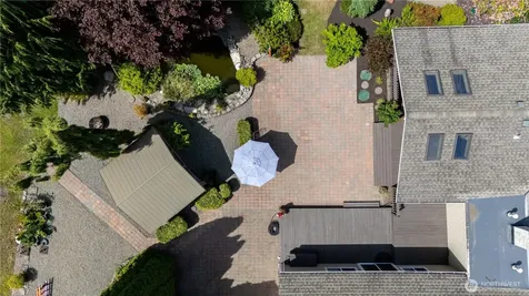 1918 S Lake Stickney Drive Lynnwood WA 98087