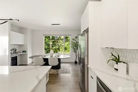 7511 Dumar Way SW Seattle WA 98106