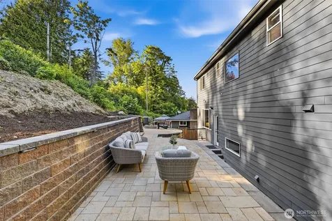 7511 Dumar Way SW Seattle WA 98106