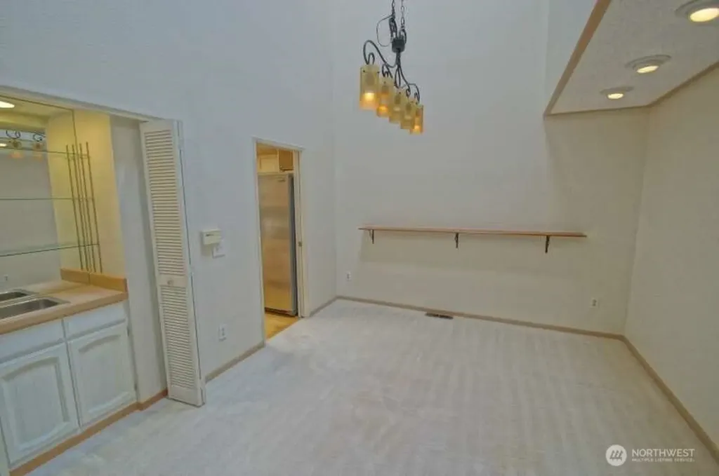 137 143rd Place NE Bellevue WA 98007