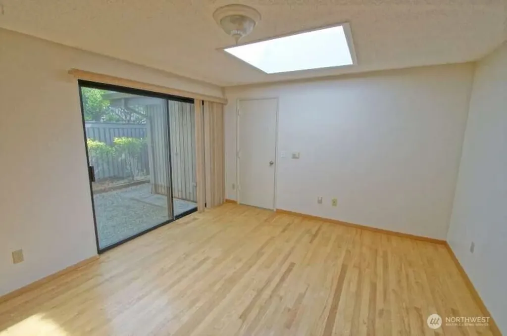 137 143rd Place NE Bellevue WA 98007