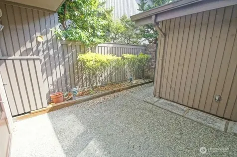 137 143rd Place NE Bellevue WA 98007