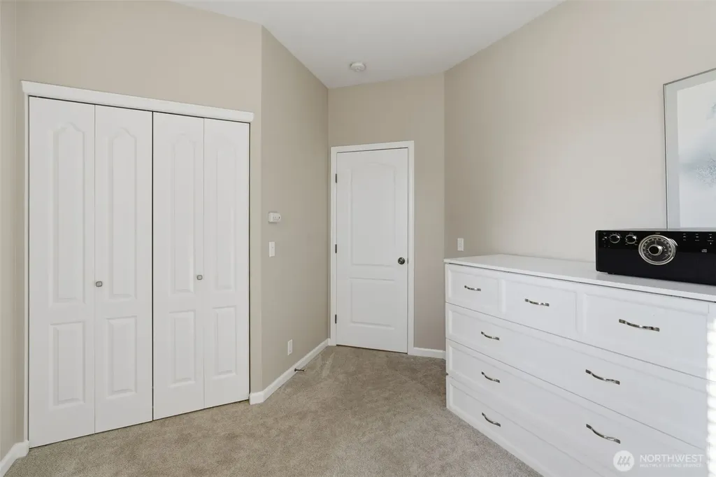 200 NE Sunset Street Poulsbo WA 98370