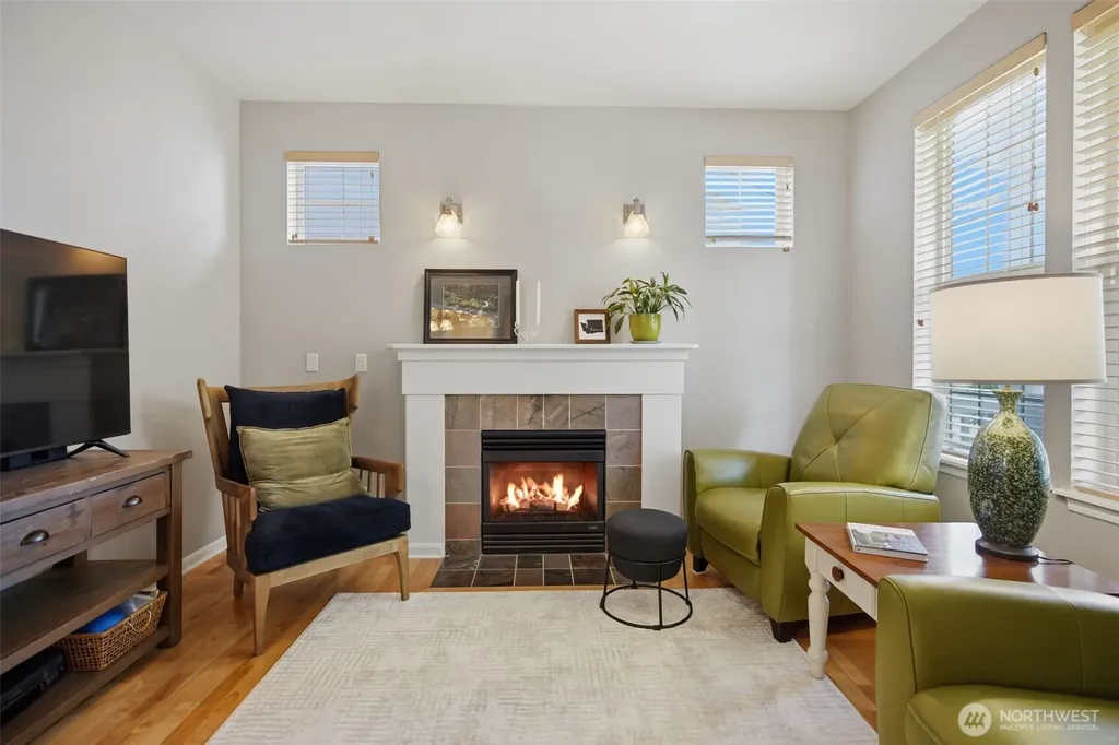 200 NE Sunset Street Poulsbo WA 98370