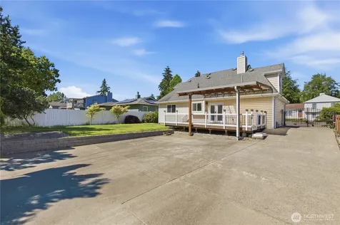 3925 N Visscher Street Tacoma WA 98407