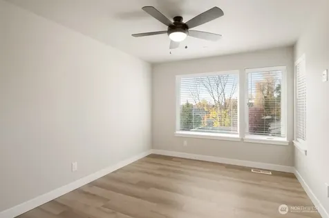 6613 S 128th Street Seattle WA 98178