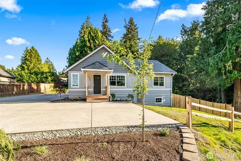 1526 W Mukilteo Boulevard Everett WA 98203