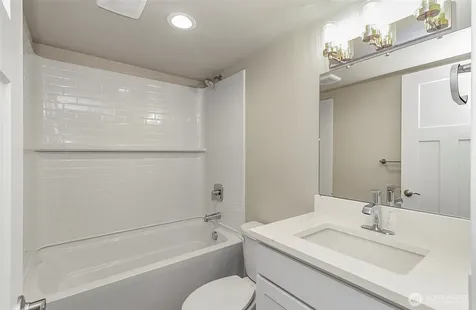 1526 W Mukilteo Boulevard Everett WA 98203