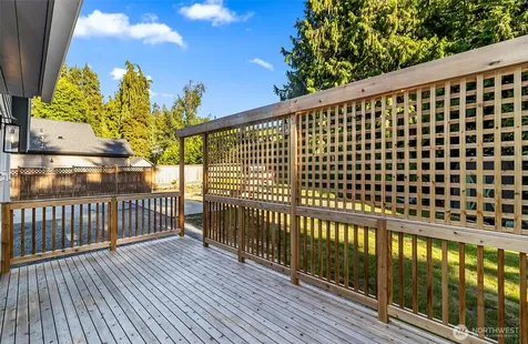 1526 W Mukilteo Boulevard Everett WA 98203