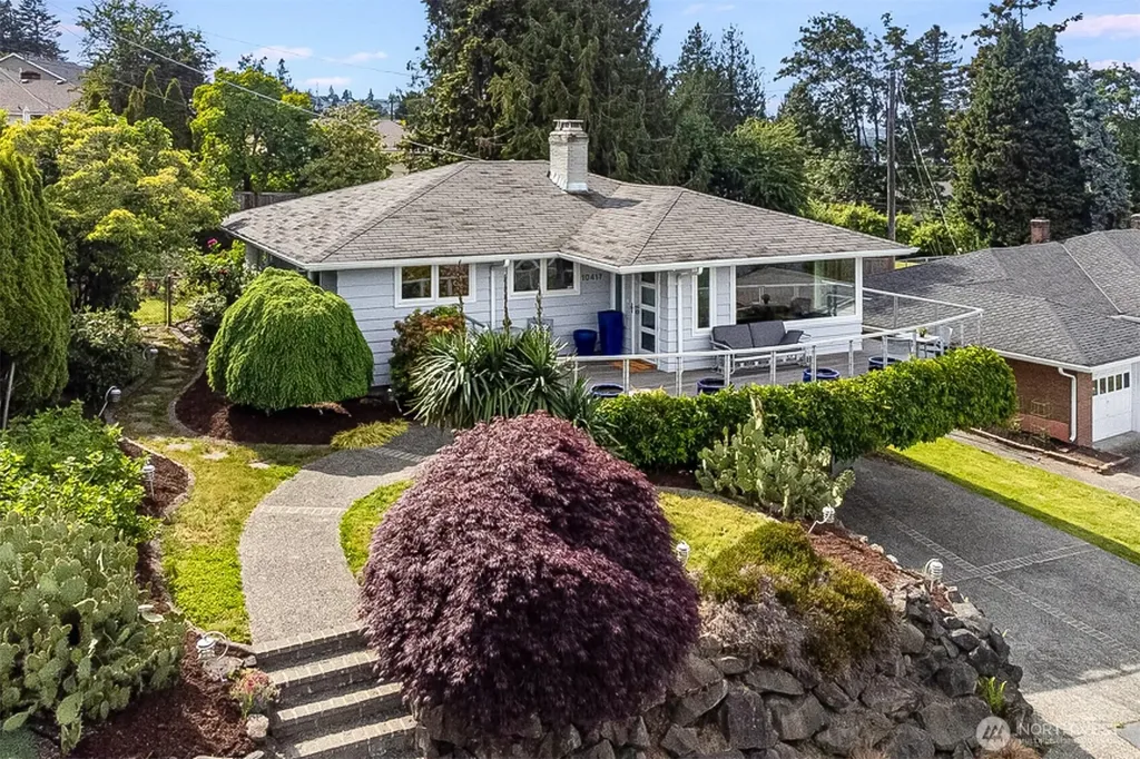 10417 76th Avenue S Seattle WA 98178