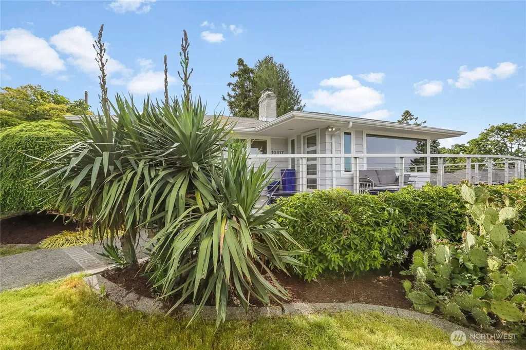 10417 76th Avenue S Seattle WA 98178