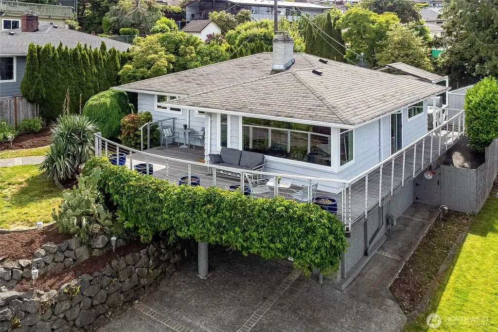 10417 76th Avenue S Seattle WA 98178