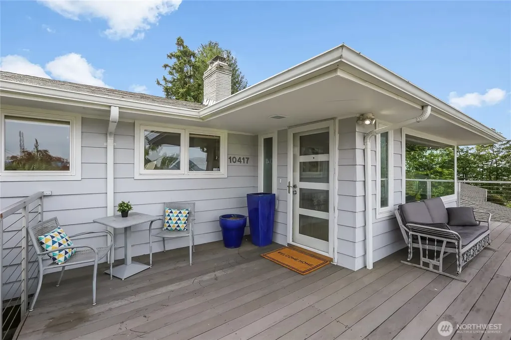 10417 76th Avenue S Seattle WA 98178