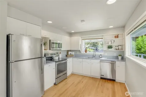 10417 76th Avenue S Seattle WA 98178