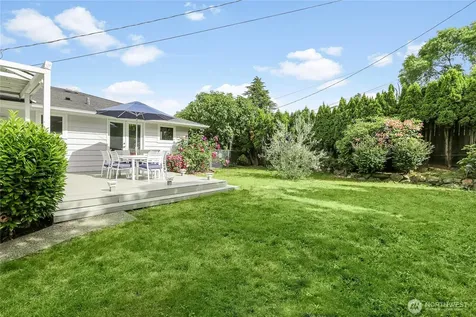 10417 76th Avenue S Seattle WA 98178