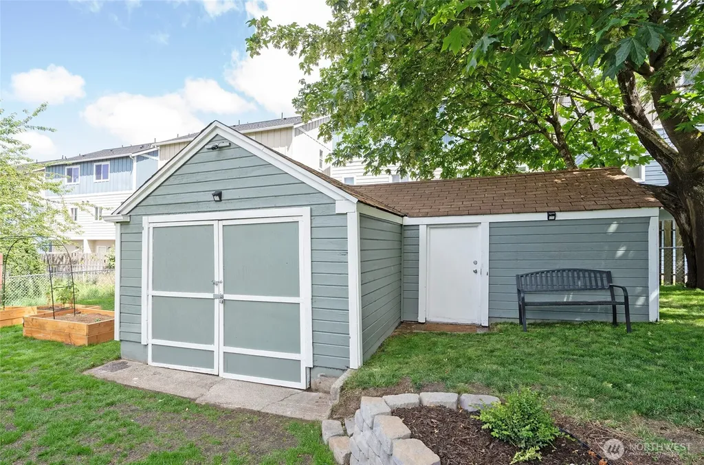 8026 S Bell Street Tacoma WA 98408