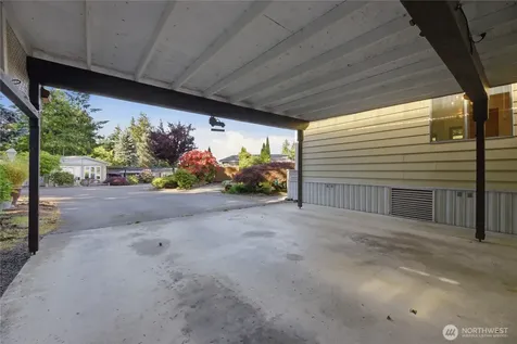 9314 Canyon Road E Puyallup WA 98371