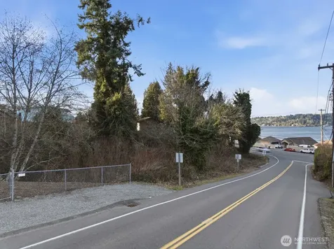 11027 84th Avenue S Seattle WA 98178