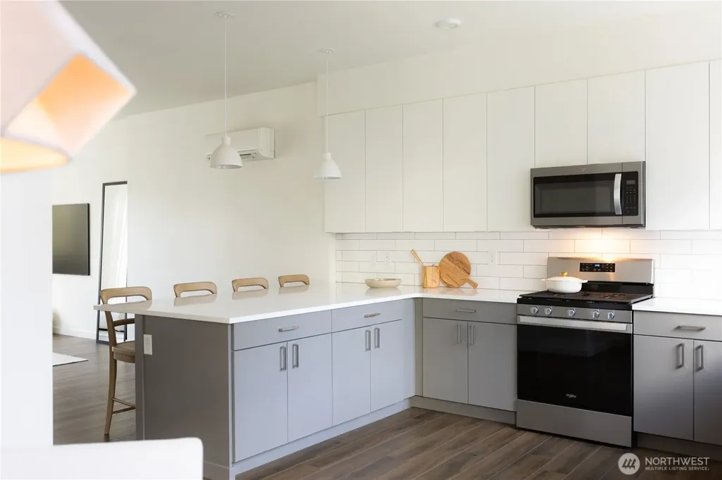 32731 Madrona Avenue SE Black Diamond WA 98010