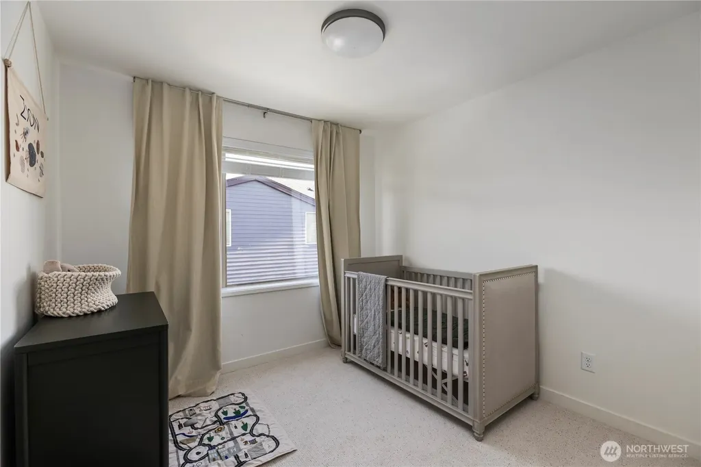 32731 Madrona Avenue SE Black Diamond WA 98010