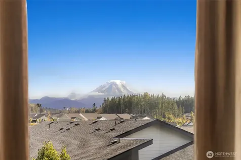 32731 Madrona Avenue SE Black Diamond WA 98010