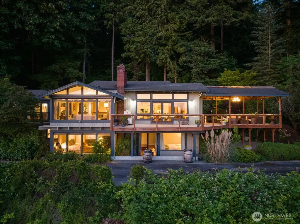 13244 Woodinville-redmond Road NE Redmond WA 98052