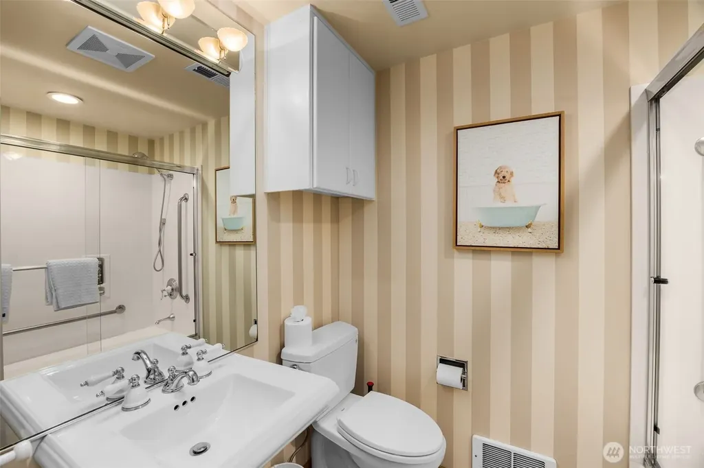 13244 Woodinville-redmond Road NE Redmond WA 98052