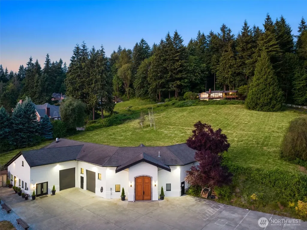 13244 Woodinville-redmond Road NE Redmond WA 98052