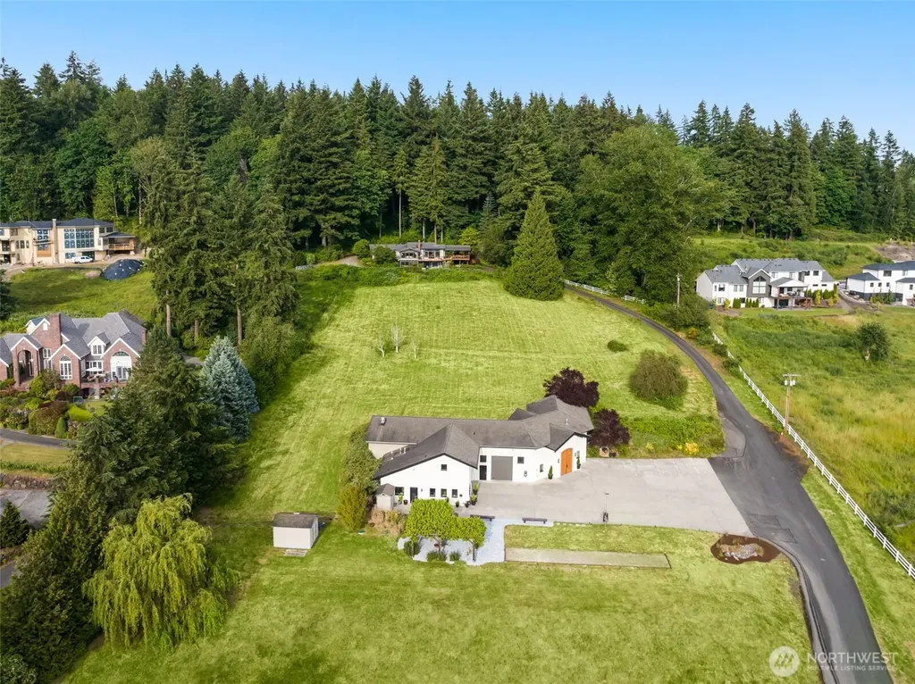 13244 Woodinville-redmond Road NE Redmond WA 98052