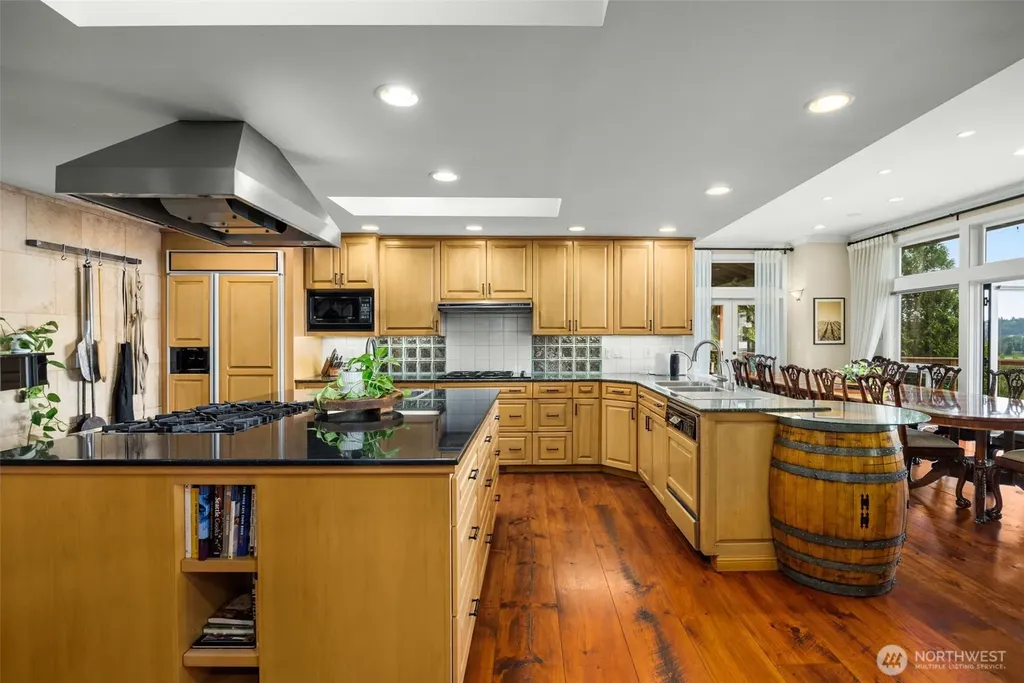 13244 Woodinville-redmond Road NE Redmond WA 98052